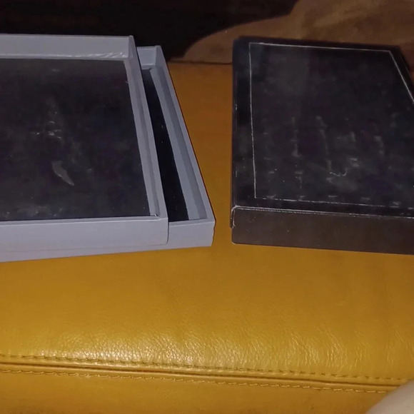 💙🌹two jewelry trays and one with a lid - Picture 2 of 12